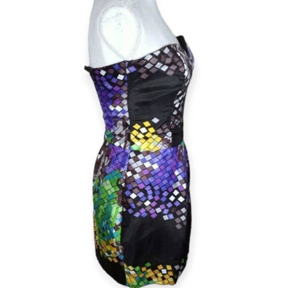 RUBBER DUCKY PURPLE, BLACK & YELLOW STRAPLESS DRESS W/POCKETS  SZ.S EUC. - Picture 4 of 6